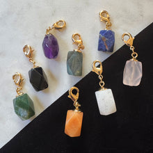 Cargar imagen en el visor de la galería, The Altar Charm - Stone Charms