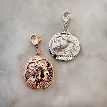 이미지를 갤러리 뷰어에 로드 , The Greek Gods- The Altar Charm Collection