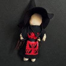 이미지를 갤러리 뷰어에 로드 , Witch Ornaments
