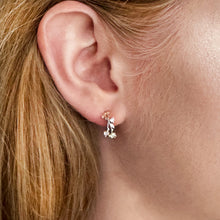 이미지를 갤러리 뷰어에 로드 , Fae Mini Hoop Earrings