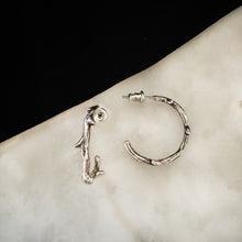 Load image into Gallery viewer, Thorn Hoop Earrings