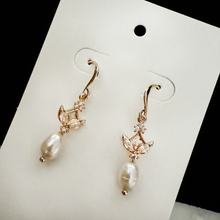 Load image into Gallery viewer, Gothic Bride Earrings