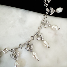 Load image into Gallery viewer, Gothic Bride Necklace