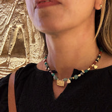 이미지를 갤러리 뷰어에 로드 , The Luxor Necklace