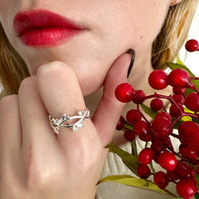 Load image into Gallery viewer, The Fae Ring