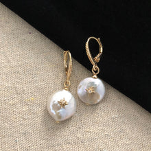 Cargar imagen en el visor de la galería, Aphrodite Earrings
