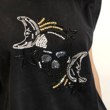 이미지를 갤러리 뷰어에 로드 , Memento Mori Tee