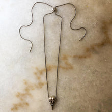 이미지를 갤러리 뷰어에 로드 , Raven's Skull Necklace