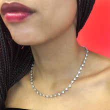 Cargar imagen en el visor de la galería, Heart Shaped Tennis Necklace