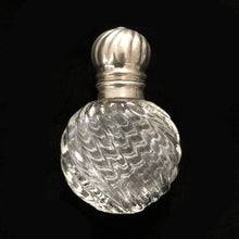 Cargar imagen en el visor de la galería, Antique Crystal and Sterling Silver bottle- Round