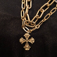 이미지를 갤러리 뷰어에 로드 , Royal Cross Necklace