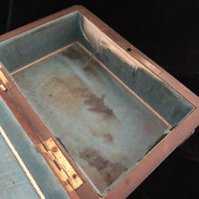 Cargar imagen en el visor de la galería, Antique French Jewelry Box