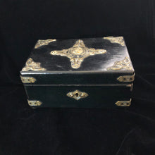 Cargar imagen en el visor de la galería, Antique French Jewelry Box