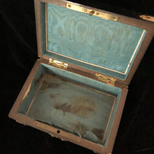 Cargar imagen en el visor de la galería, Antique French Jewelry Box