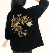 Cargar imagen en el visor de la galería, The Lilith Kimono Jacket