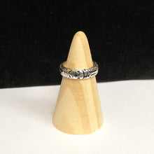 이미지를 갤러리 뷰어에 로드 , georgian Memento Mori band ring in. silver