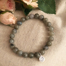 Load image into Gallery viewer, Labradorite Stretch Bracelet