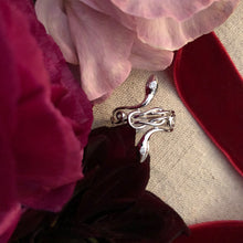 Load image into Gallery viewer, Silver Snake Ring