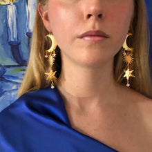 Cargar imagen en el visor de la galería, Celestial Drop Earrings