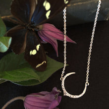 Load image into Gallery viewer, Crescent Moon Necklace