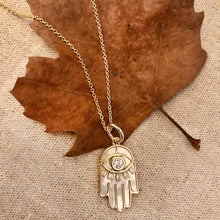 Charger l'image dans la galerie, Hamsa Necklace
