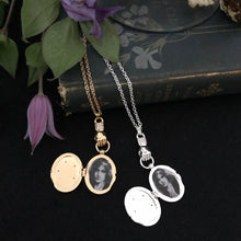 Load image into Gallery viewer, Victorian Locket - Silver