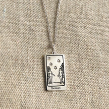 Cargar imagen en el visor de la galería, The Lovers Tarot charm on a chain - silver