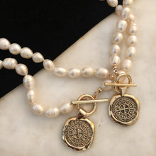 이미지를 갤러리 뷰어에 로드 , Templar Pearl Necklace