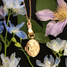 Load image into Gallery viewer, Victorian Locket - Gold