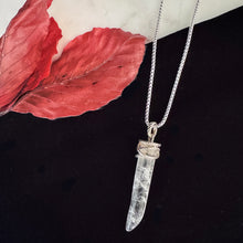 이미지를 갤러리 뷰어에 로드 , Crystal Pendant Necklace
