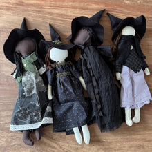 이미지를 갤러리 뷰어에 로드 , Witch doll -Oddities Show
