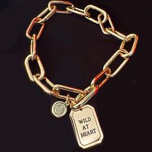 Cargar imagen en el visor de la galería, The Linked V Day Charm Bracelet
