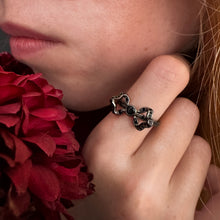 Load image into Gallery viewer, Gothic Bow Ring
