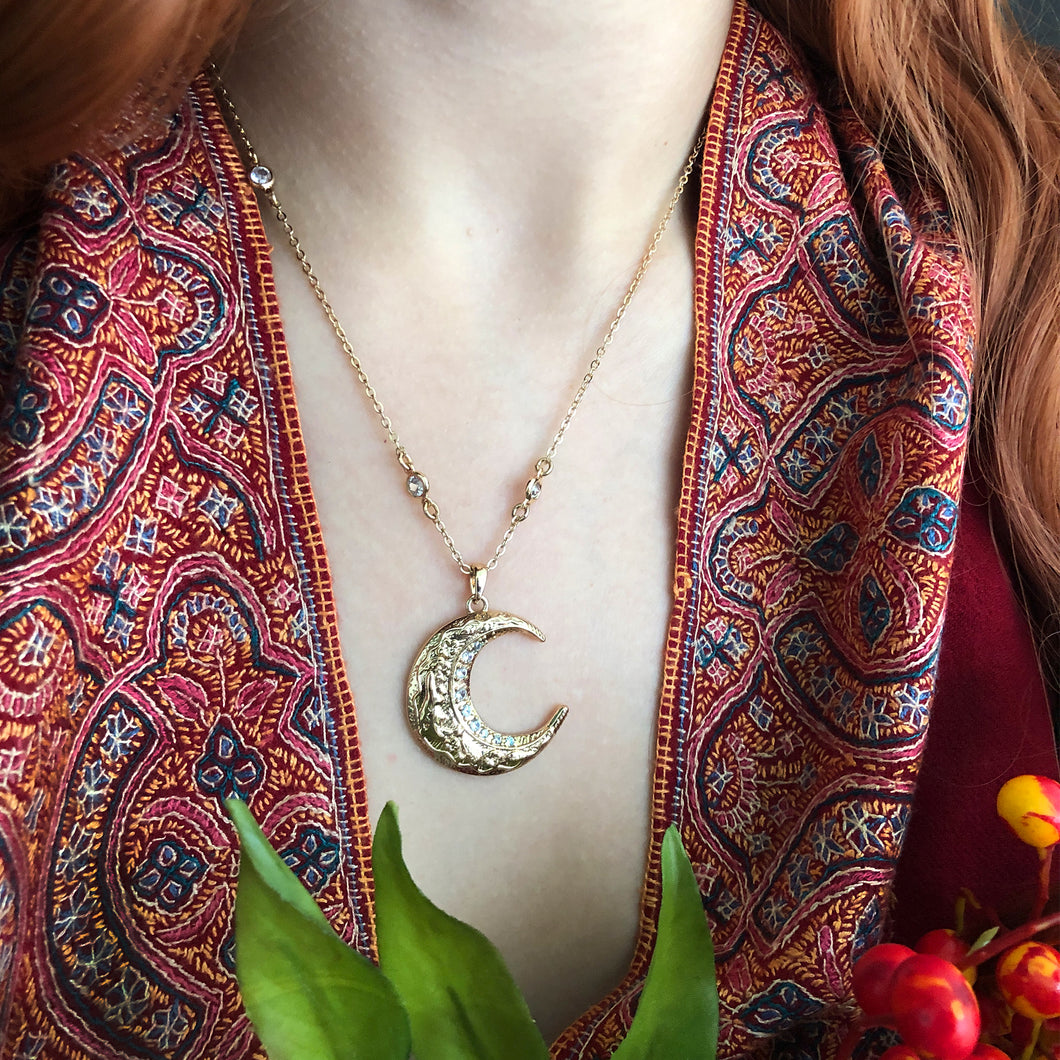 The Hare Moon Necklace