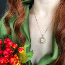 Cargar imagen en el visor de la galería, Morgana&#39;s Spell Necklace
