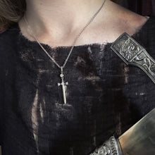 Load image into Gallery viewer, The Sword Necklace - Silver
