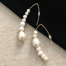 Load image into Gallery viewer, Aligned Pearl Earrings
