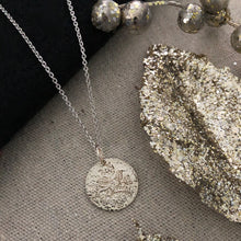 Cargar imagen en el visor de la galería, Freyja Magical Charm Necklace - Silver
