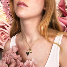 Cargar imagen en el visor de la galería, Wild at Heart Charm with necklace
