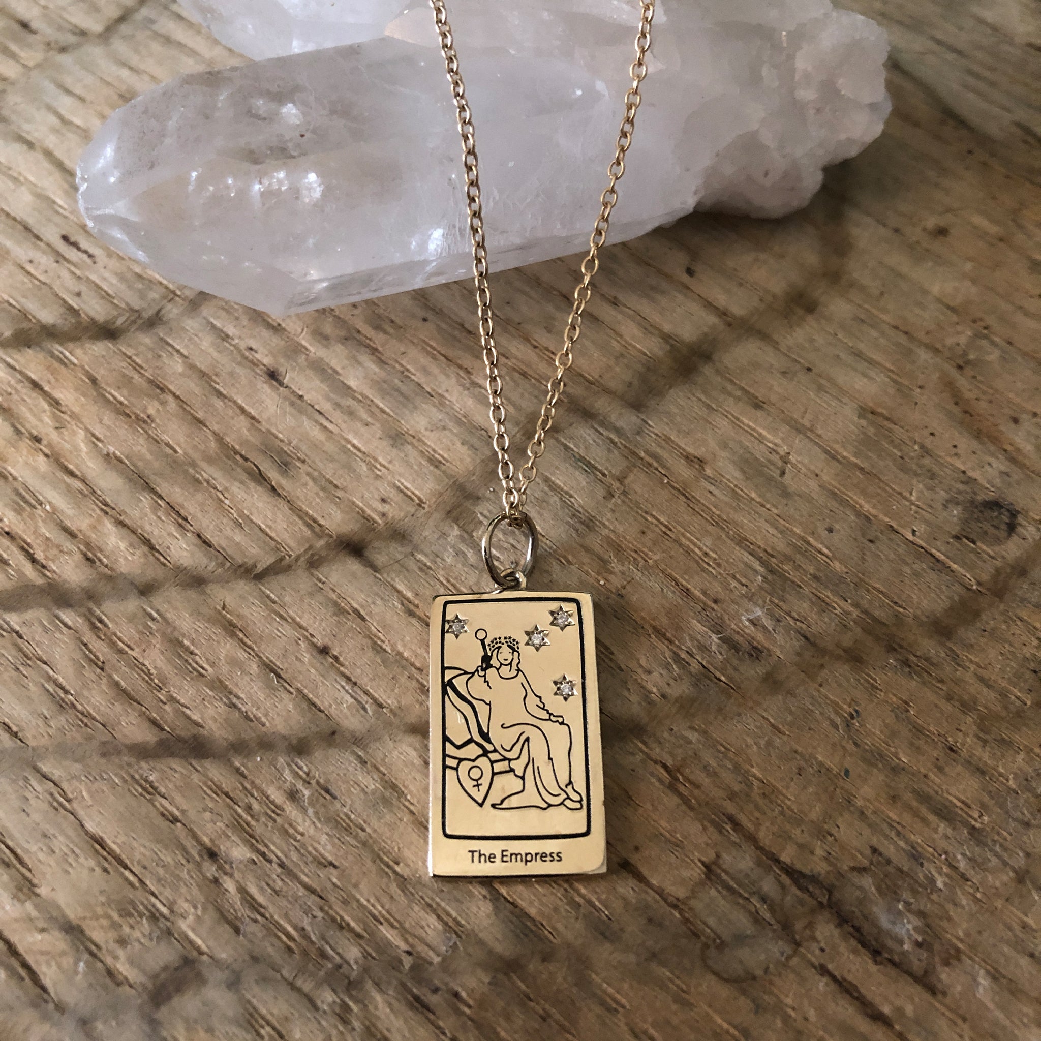 indlogering Smadre længde The Empress Tarot Charm with chain necklace - gold – Mementomoridesignsnyc