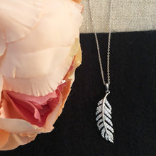 Load image into Gallery viewer, Angel Feather Necklace
