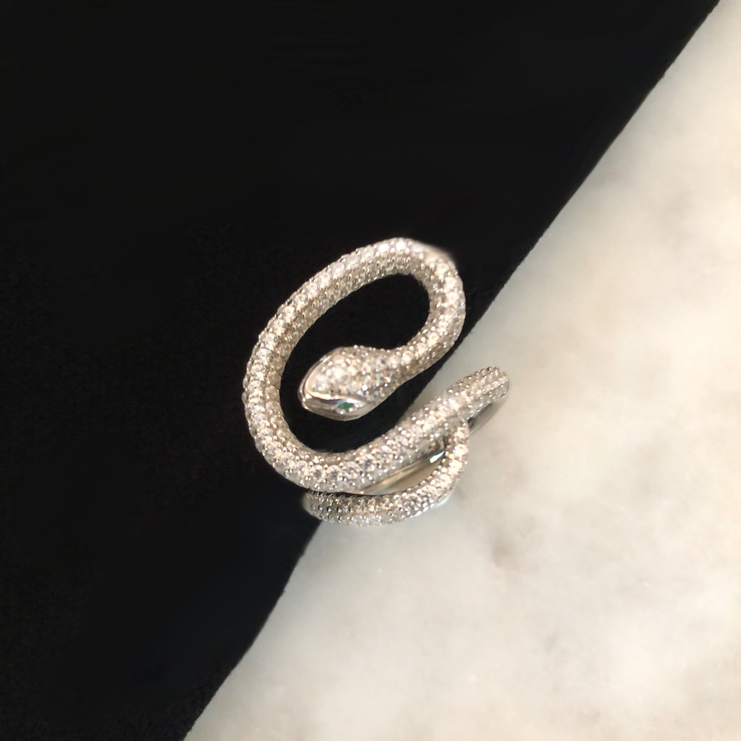 The Glam Snake Ring