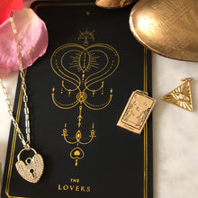 Load image into Gallery viewer, Tarot Charm - The Lovers
